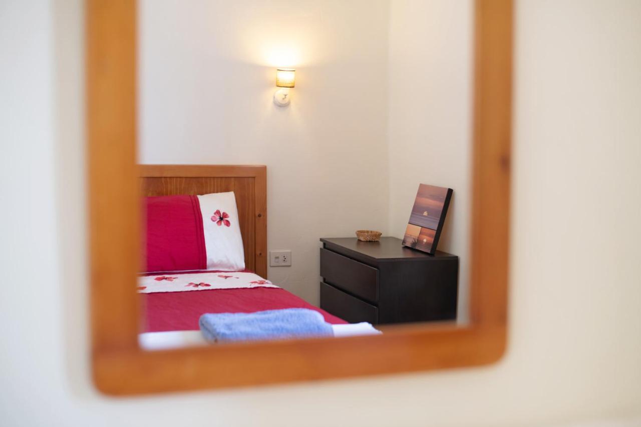 Apartamento Marea Apartment ปูแอร์โตเดลคาร์เมน ภายนอก รูปภาพ